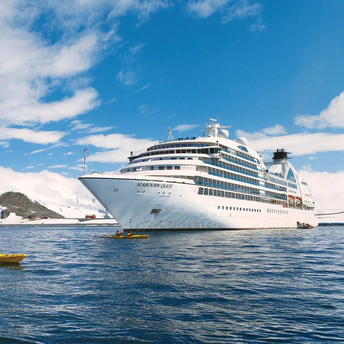 SEB007_EXT_Seabourn-Quest_Z19015.jpg